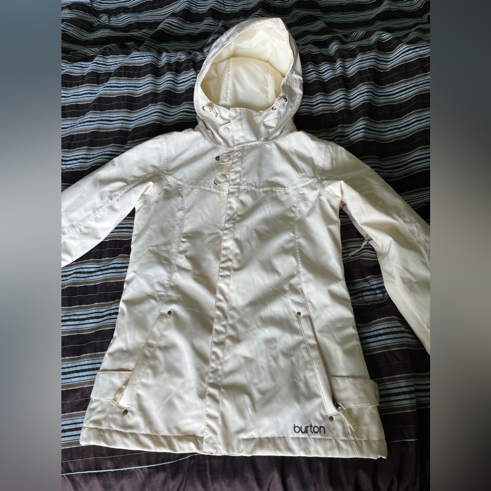 Cream color Burton size small, dry ride ski/snowboarding coat
